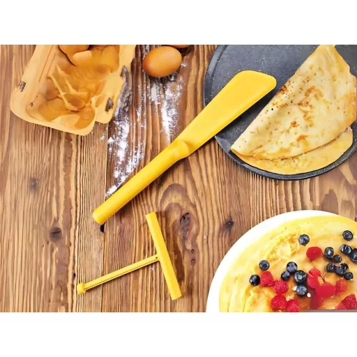 Palacsinta forgató lapát tésztakenő hengerrel a palacsinták és omlettek egyenletes eloszlatásához és forgatásához.