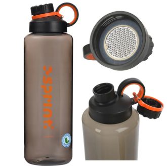 1 literes Tritán sport vizespalack, szivárgásmentes kialakítással, hordozó pánttal