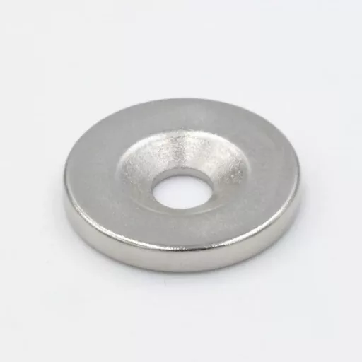 Neodímium mágnes, kerek, hengeres, csavaros furattal 12x3mm, 10 db/cs