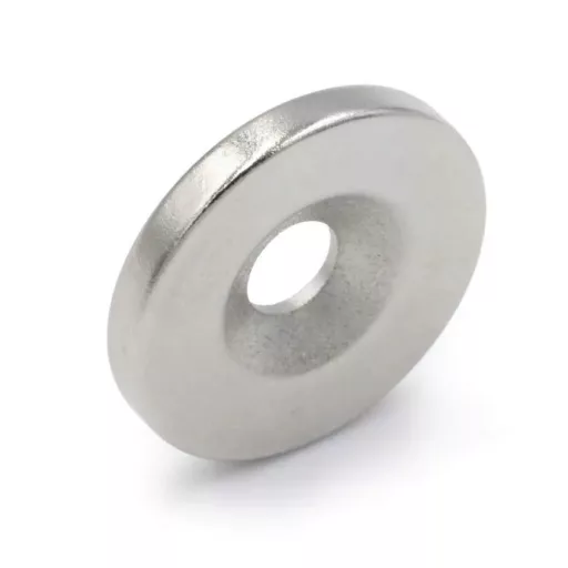 Neodímium mágnes, kerek, hengeres, csavaros furattal 12x3mm, 10 db/cs