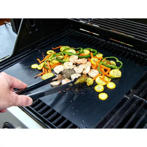 Tapadásmentes grill és sütőalátét hús és zöldség sütéséhez