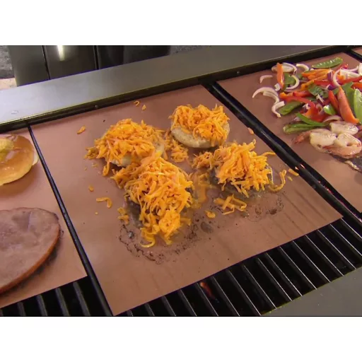Tapadásmentes grill és sütőalátét hús és zöldség sütéséhez