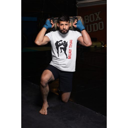 Kereknyakú póló muay thai, thai box mintával.